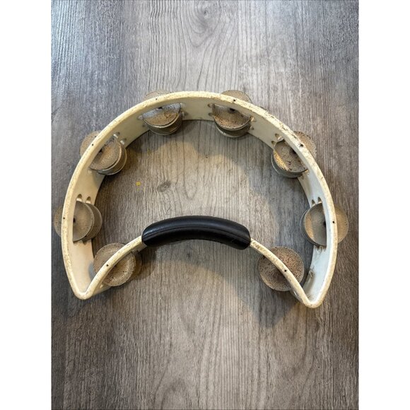 10" RhythmTech Ergonomic Tambourine White Plastic Nickel Jingles RUST USED - Picture 1 of 10